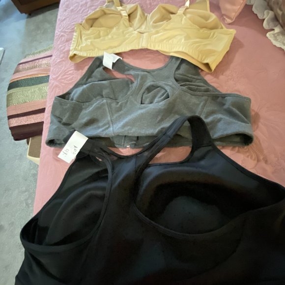 EUC~3 LARGE Bras-4X & 54D-1 low price - Picture 2 of 12